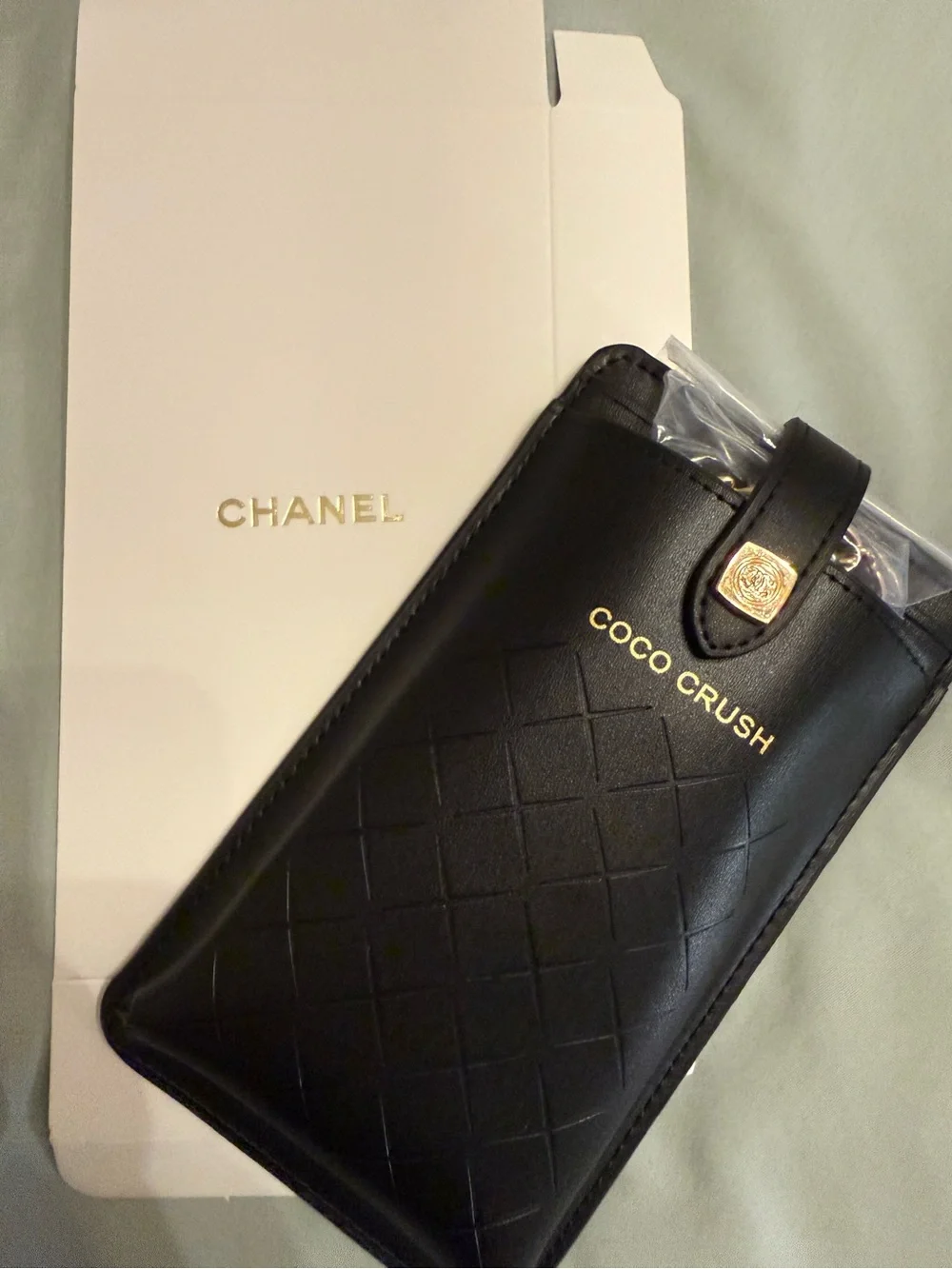 CHANEL Black Coco Crush Quilted Leather Wallet or Phone/Accessory Holder